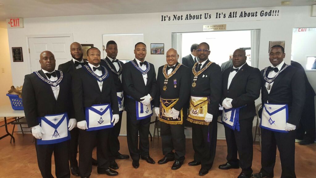 Brothers of Bayou City 228 with GM Curtis & DDGM Gerac at the reactivation of Rolling Stone Lodge in 2017